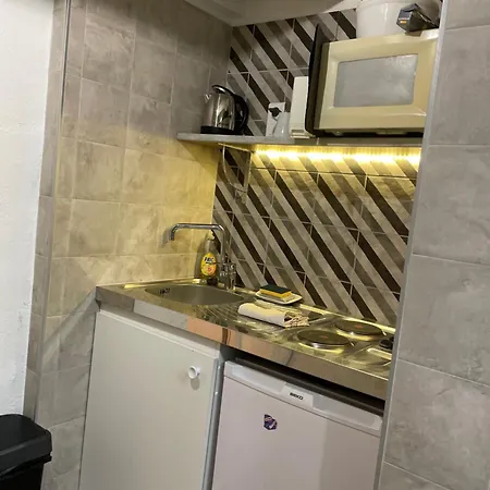 Studette Cosy Parking Terrasse Calme Apartment *