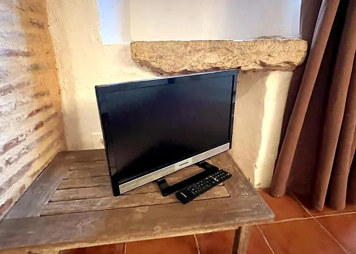 Studette Terrasse, Calme, Proche Centre